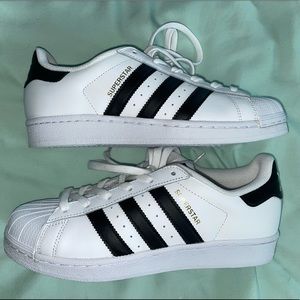 ADIDAS Superstar women’s 9 men’s 7.5